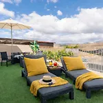 Trilux, Infinity Pool, Jacuzzi, Bbq * סאלוברה