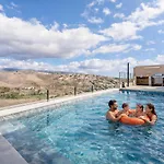 Villa Trilux, Infinity Pool, Jacuzzi, Bbq