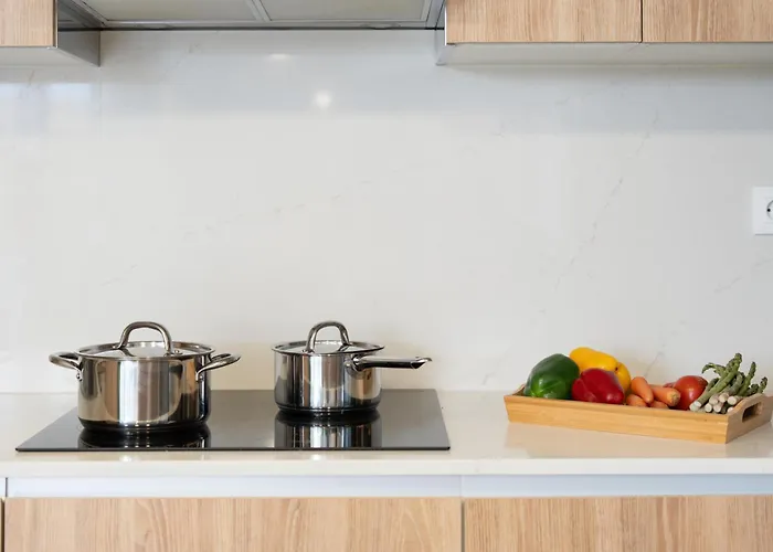 Trilux, Infinity Pool, Jacuzzi, Bbq Villa *