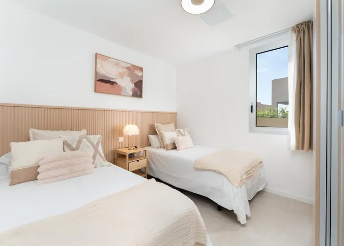 Trilux, Infinity Pool, Jacuzzi, Bbq *